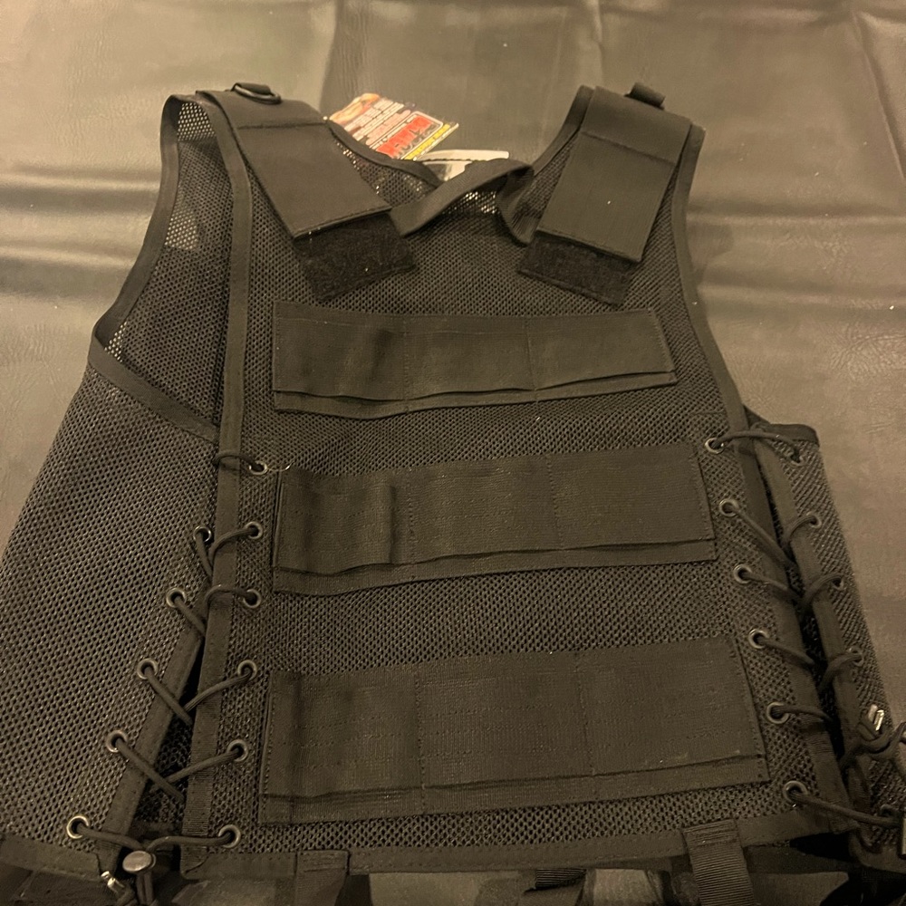 Men Blackhawk Vest